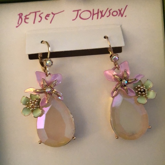 Betsey Johnson Gold Tone Tropical Flower, Starfish Blush Crystal Drop Earrings - Picture 6 of 15